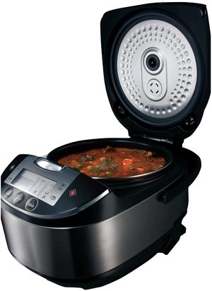 Russell Hobbs 21850 Multi-Cooker in use.